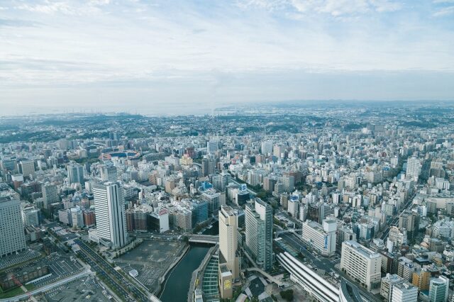 先輩の現場にお邪魔しました‼️床の仕上げ剥がしと研磨を一台でこなす優れもの